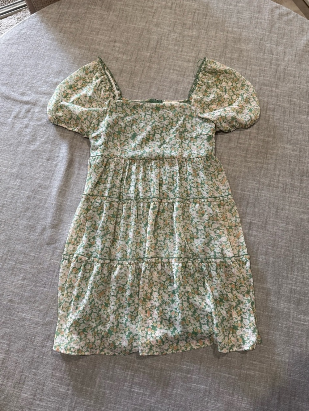 Green Floral Puff-Sleeve Mini Dress